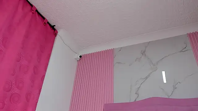 Mily17_ webcam