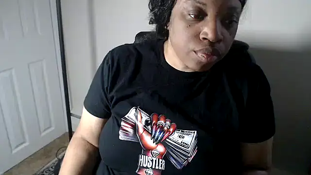 Sexymona1218 webcam