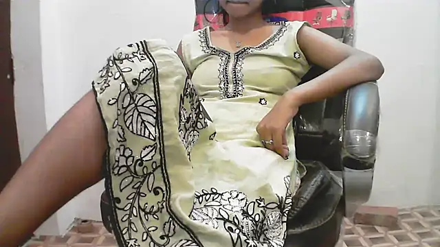 short_girl_ webcam