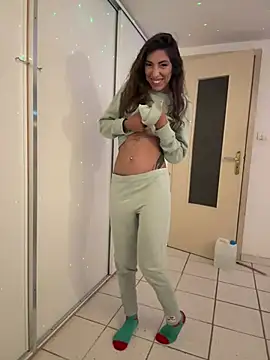 Lalla_Amani webcam