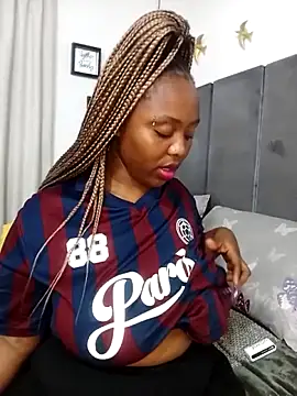 IceBellaCane313 webcam