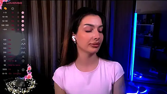 Laura_Bess webcam