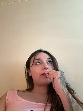 CharmingMaddie webcam