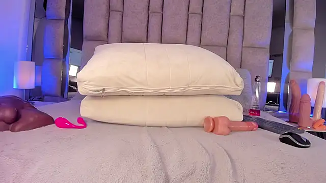 MaddyGray_ webcam