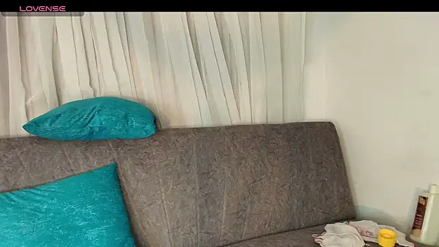 NyxTits webcam