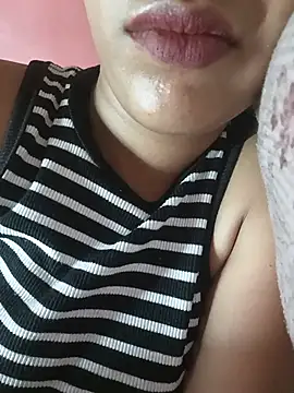 komalsharma99 webcam
