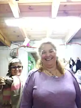 momismilf544 - Momismilf544's free webcam - UK Sex Cams