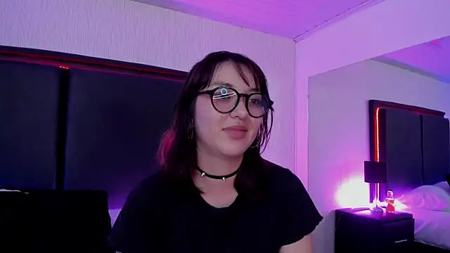 LilithBluum webcam