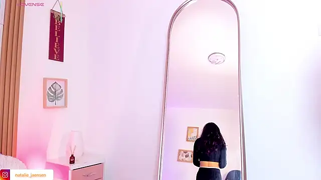 natalie_jaensen webcam