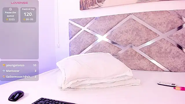 xBlack_Hotx webcam