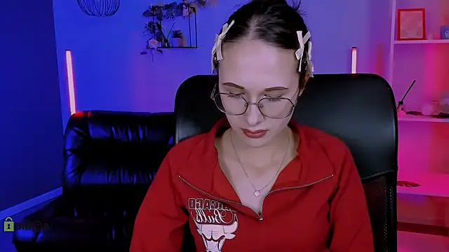 mona_cloud webcam