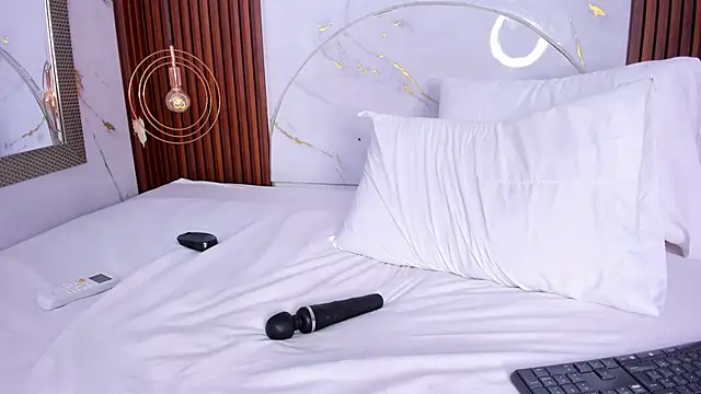 lucianasmith_ webcam
