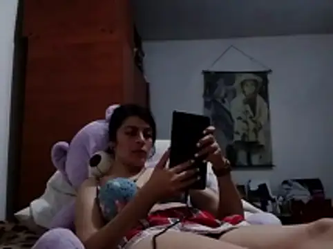 tefutbin3 - Tefutbin3's free webcam