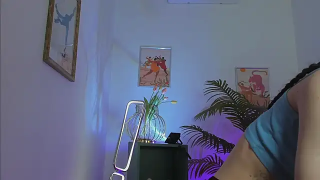 AliciaCore webcam