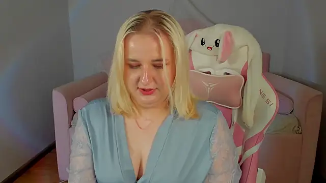 LioraArdyn webcam
