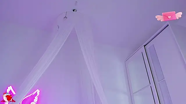 YourWildDestiny webcam