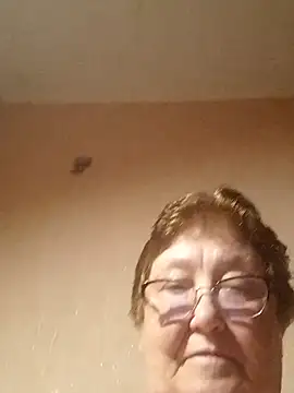 katherine735 - Katherine735's free webcam - UK Sex Cams