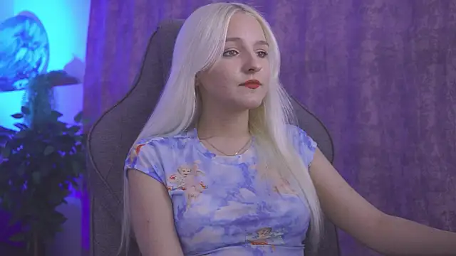 violamore - ViolaMore's free webcam - UK Sex Cams