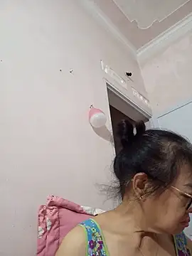 Hotestlove webcam