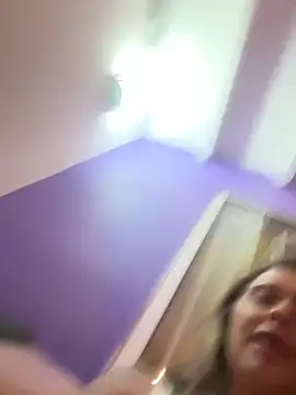 Emilia_Bakerr webcam