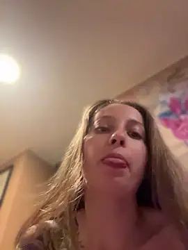 Mrs_Mr_007 webcam