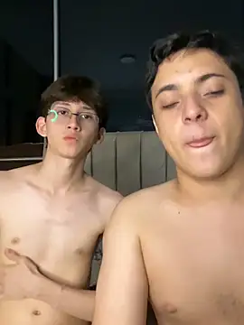 jacob_and_sam webcam