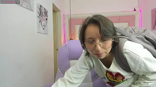 Klaret_Toy webcam