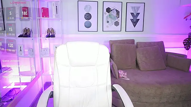 EmilyTurneer webcam