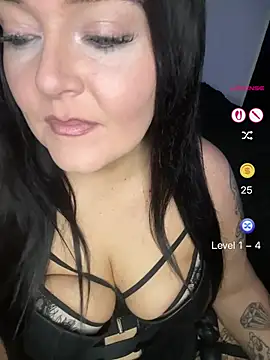 Miss_CurvesXXX webcam