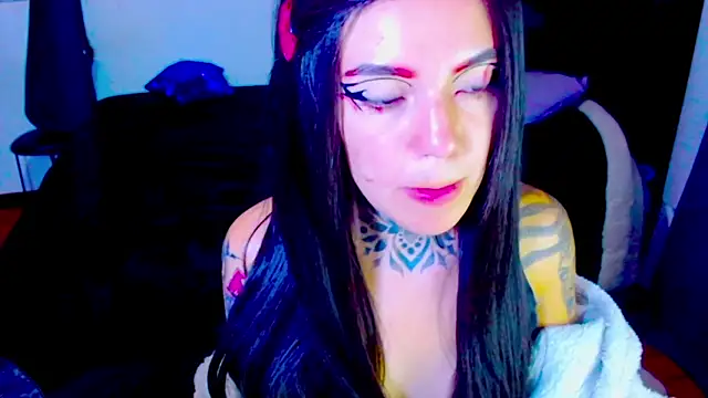 LannieGonzales webcam
