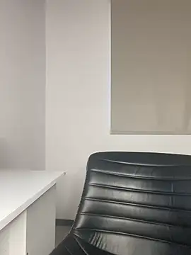 AlanaMartinez_Pink webcam