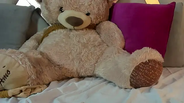 ANGELINA_CONNORS webcam