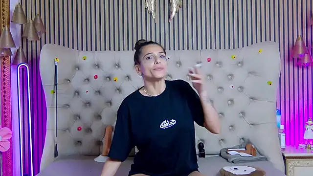 PlayfulShow webcam