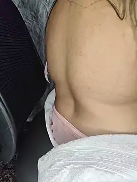 Curvy_Pooja webcam