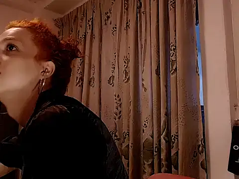 saara_johnson496 webcam