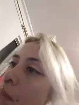 sofigirlgold webcam