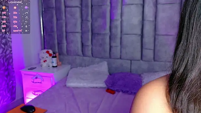 Ayla_Han webcam
