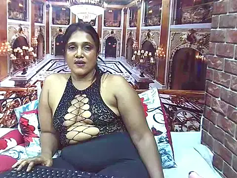 IndianSexyLady20 webcam