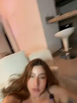 anavi_ (F young) - fingers in my wet pussy
