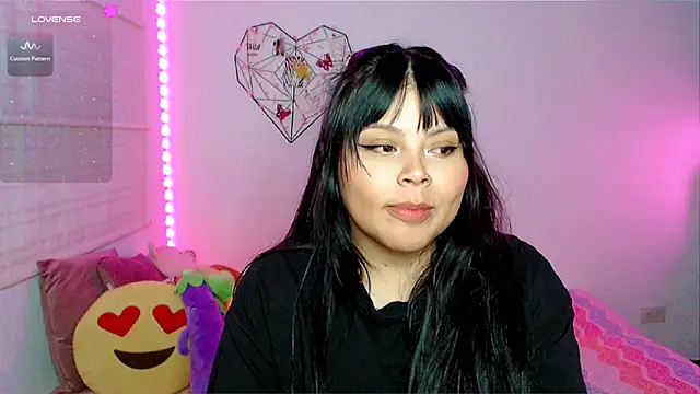 EllieMoonX webcam