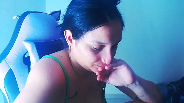 liz_dirty webcam