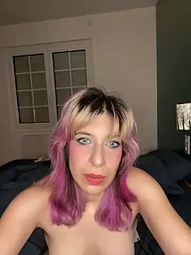 Ambredelacroix webcam