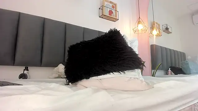 sam_doll_ webcam