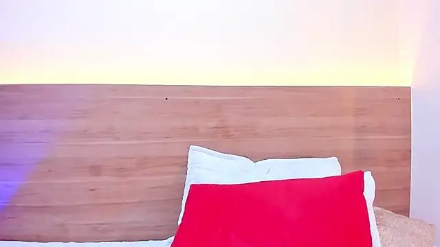 thamiina_ webcam