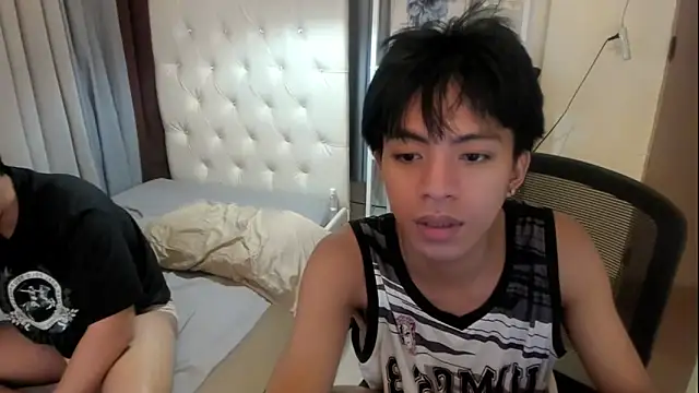 davincihugecock live sex cam