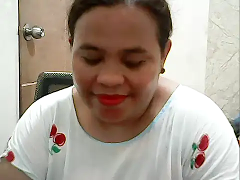 cutechubbypinay - Cutechubbypinay's free webcam - UK Sex Cams