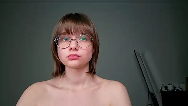 ExitedTroth webcam