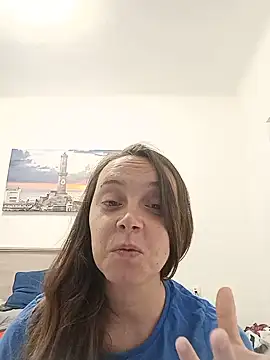 MissDiavoletta webcam