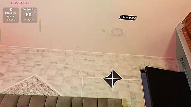ailynBlaze webcam
