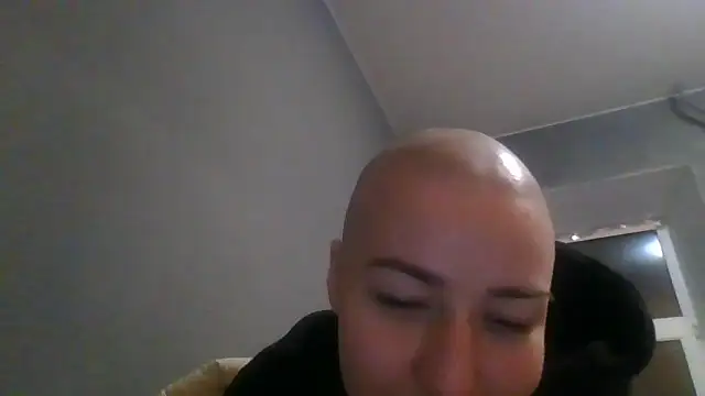 Julia_Bright webcam